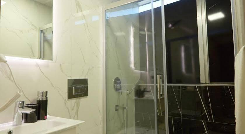 Kartal Palace Taksim Square Family Hotel 伊斯坦布尔 外观 照片
